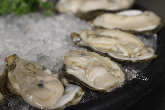 Fresh Louisiana Oysters (shucked) 1 Gallon